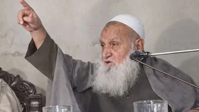 হেফাজত আমিরকে শপথ অনুষ্ঠানে আমন্ত্রণ জানালেন তারেক রহমান