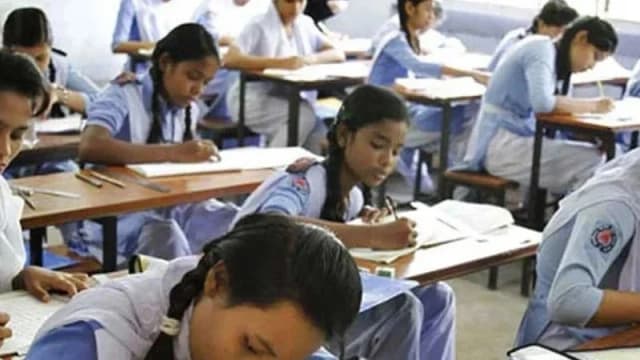 জুনিয়র বৃত্তি পরীক্ষার ফল দুপুরে...