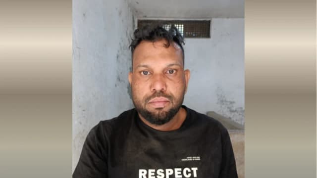 মুরাদনগরে মাদক বিক্রেতাকে পুলিশে...