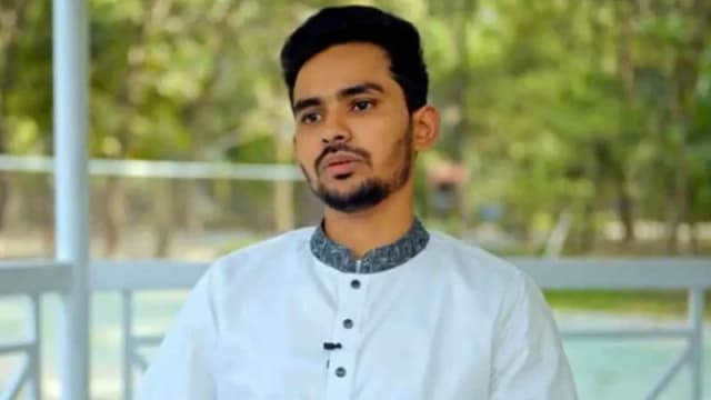 স্ত্রীর অ্যাকাউন্টে ৬১৩ টাকা: ব্যাংক হিসাব প্রকাশ করলেন আসিফ মাহমুদ