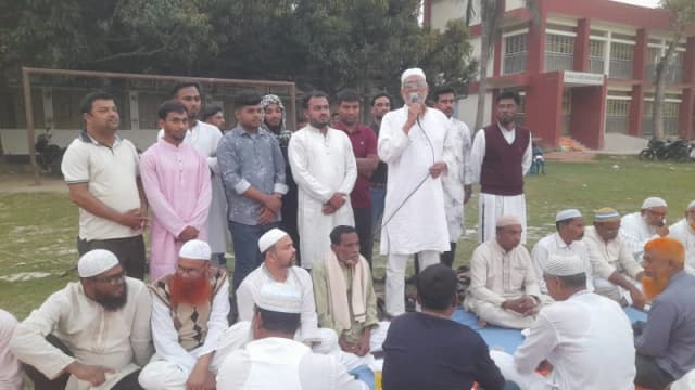 চারঘাটে মরহুম আব্দুস সালামের স্মরণে বিএনপির ইফতার ও দোয়া মাহফিল