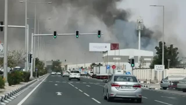 দোহায় গুরুত্বপূর্ণ এলাকা খালি করার পর বিস্ফোরণের শব্দ