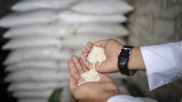 বিশ্বব্যাপী সারের মূল্য বৃদ্ধি, ভেনেজুয়েলা থেকে সার আমদানির অনুমোদন যুক্তরাষ্ট্রের