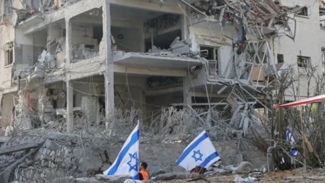 ১৭ দিনে ১৫ ইসরায়েলি নিহত, আহতের সংখ্যা ৯০০ ছাড়াল