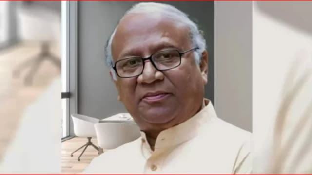 শহীদ মিনারে শেষ শ্রদ্ধা, বনানীতে দাফন হবে আতাউর রহমানের