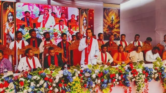 “সংখ্যালঘু নয়, সনাতনীরাও বাংলাদেশি হিসেবে পরিচিত হবে” — এমপি এনামুল হক