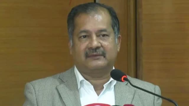 চলচ্চিত্রের পাশাপাশি সমাজ বদলের রোডম্যাপ চাইলেন তথ্যমন্ত্রী