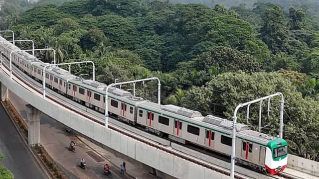 মেট্রোরেল চলাচলের নতুন সময়সূচি প্রকাশ