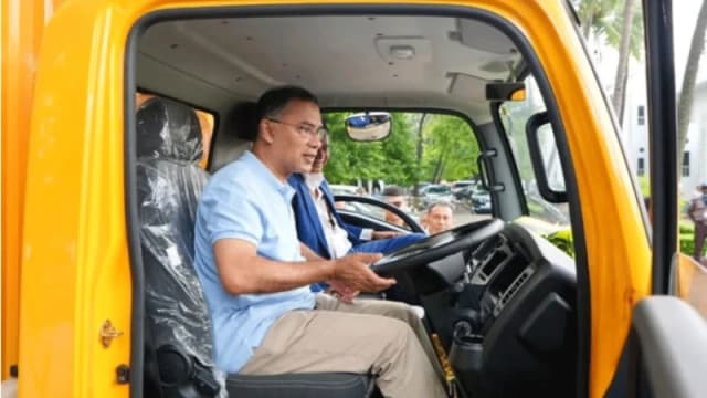 দেশীয় ইভি নির্মাতাদের সহযোগিতার আশ্বাস প্রধানমন্ত্রীর